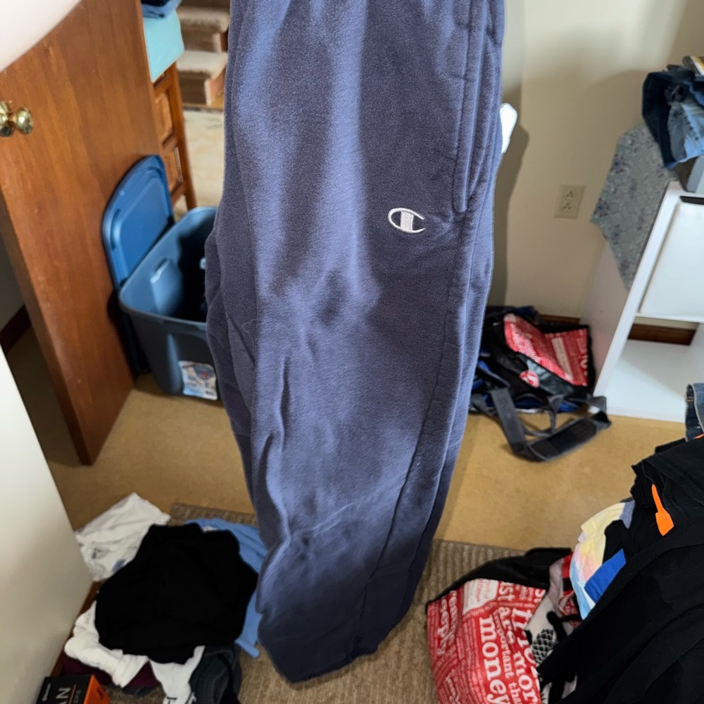 Champion Men's Navy Blue Sweatpants